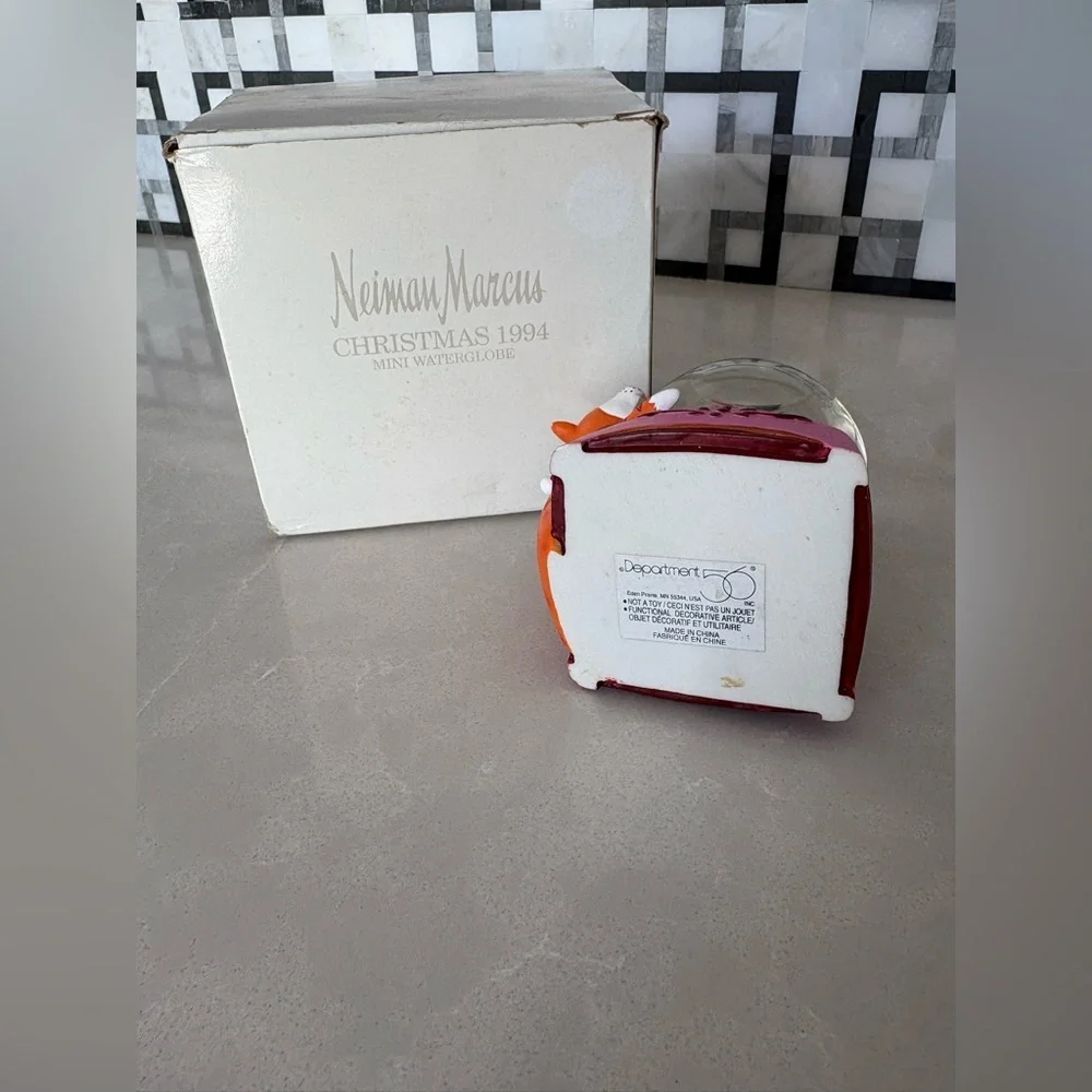 Rare VTG 1994 Neiman Marcus LTD Ed. Cat after Goldfish Snow Globe w/Original Box